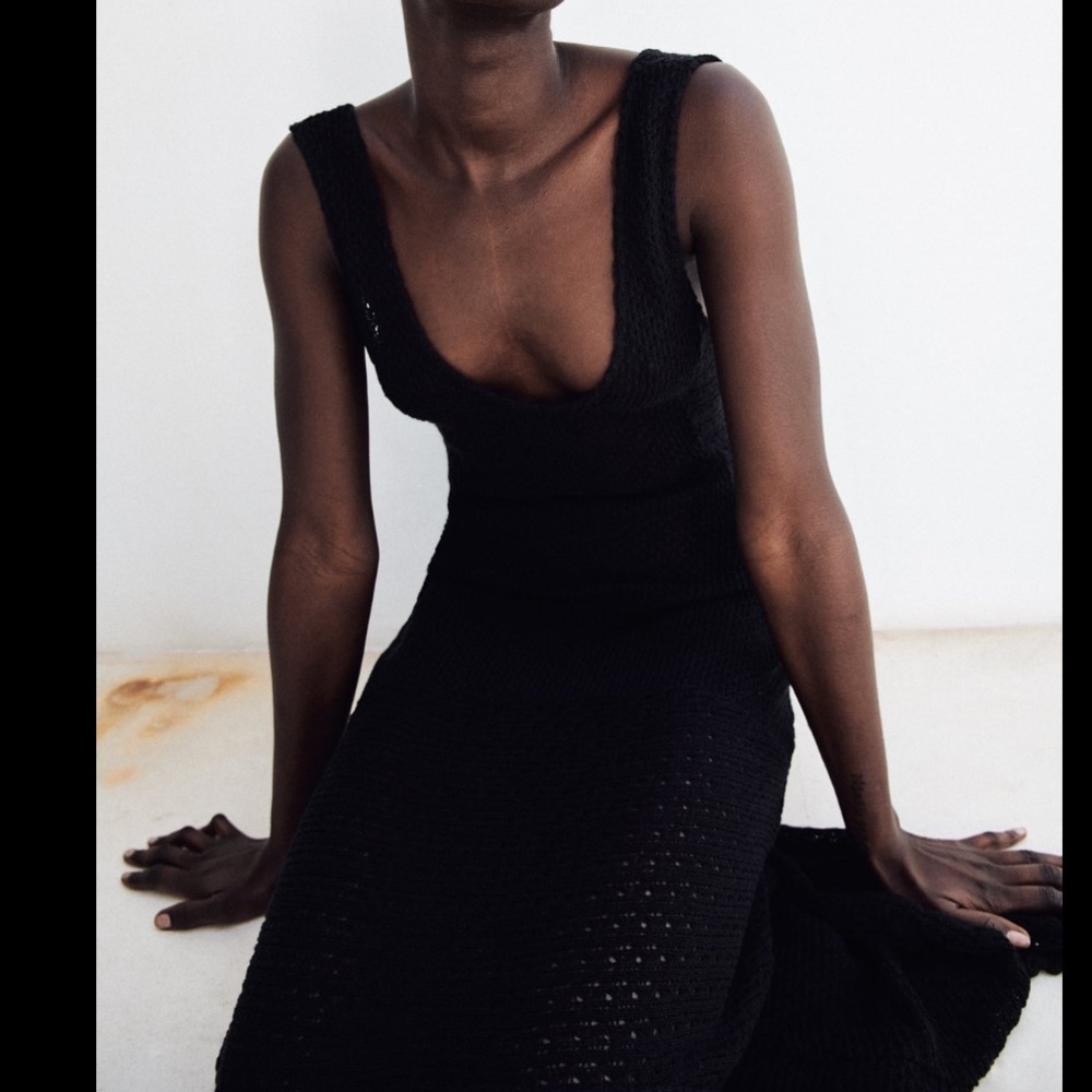 LONG V-NECK DRESS WITH STRAPS - Picture 7 of 9